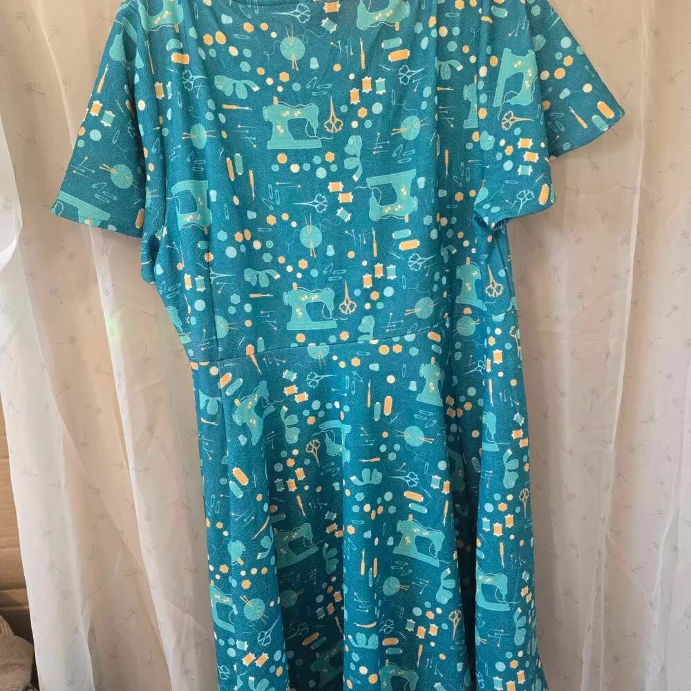 NWT Unique Vintage Sewing Fit & Flare Dress - Picture 4 of 6